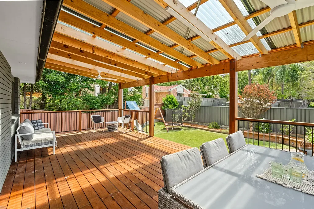 Niagara Park 3ਬੈੱਡਰੂਮ Easy Family Living with Space to Entertain