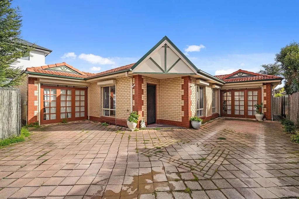 Rostrevor 6房  Two Homes, One Address & Endless Family Flexibility