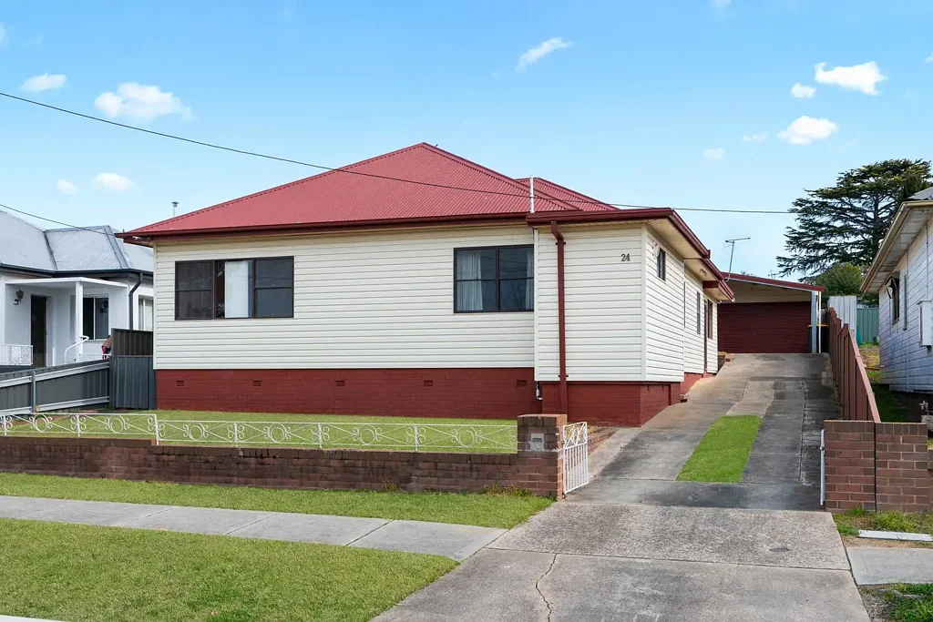 Goulburn 3 Bedroom Family Favourite in Prime West Goulburn Location - Ready to Go!