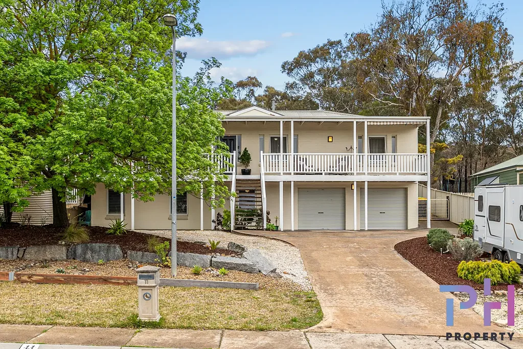 Spring Gully 4Kwarto QUEENSLANDER CHARM WITH FAMILY LIVING AND POOLSIDE ENTERTAINING