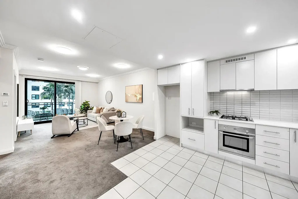 28/11 Bay Drive, Meadowbank, NSW 2114