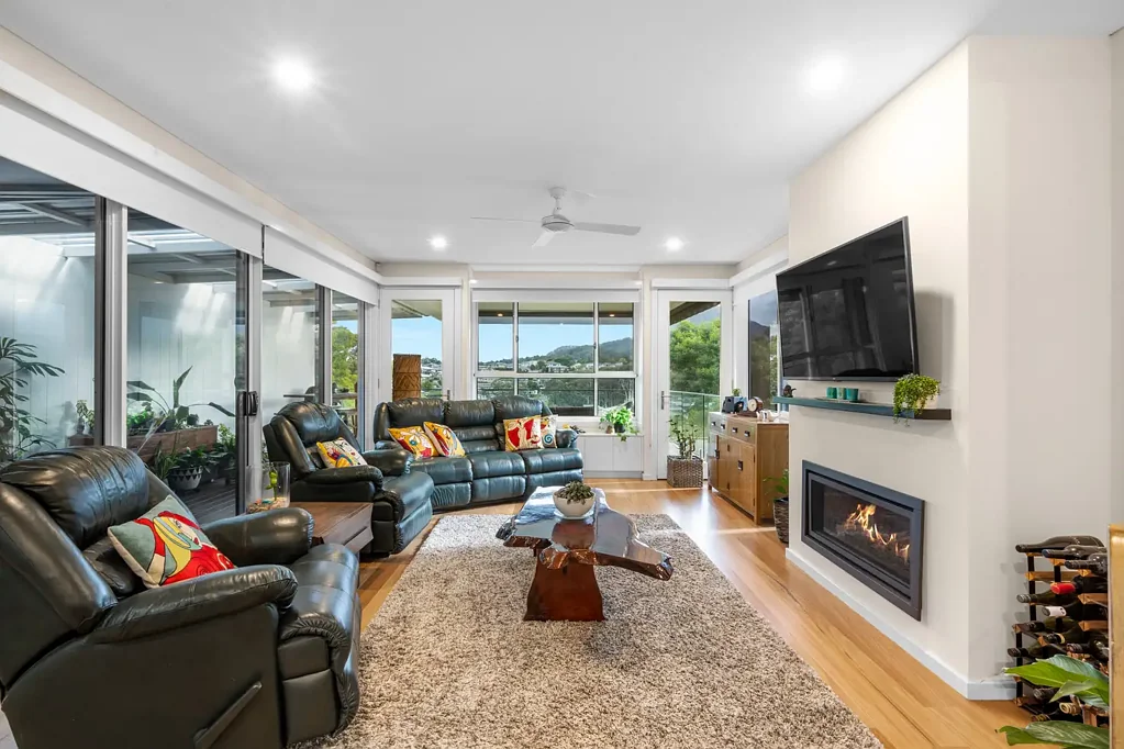 11/33 William Davies Drive, Figtree, NSW 2525