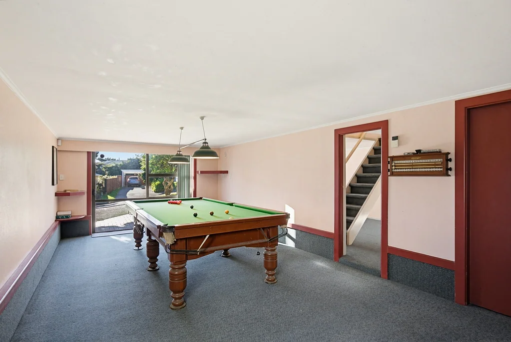 Newlands 3房  Estate Sale - Sun, Space & Flexible Living