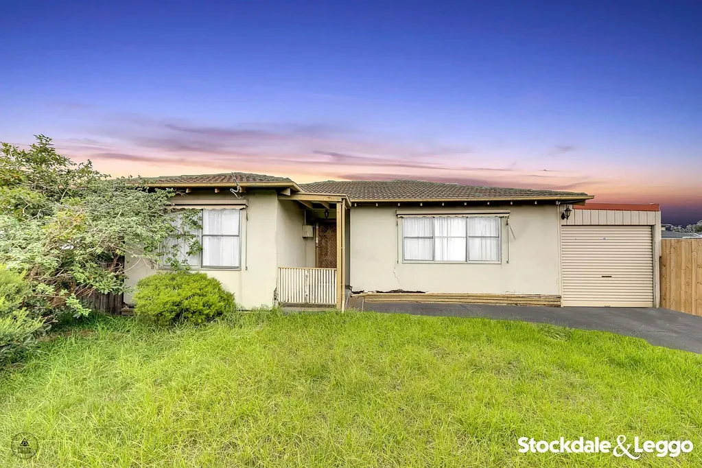 Laverton 3ห้องนอน A Smart Move towards Money making with Perfect Location & Renovations