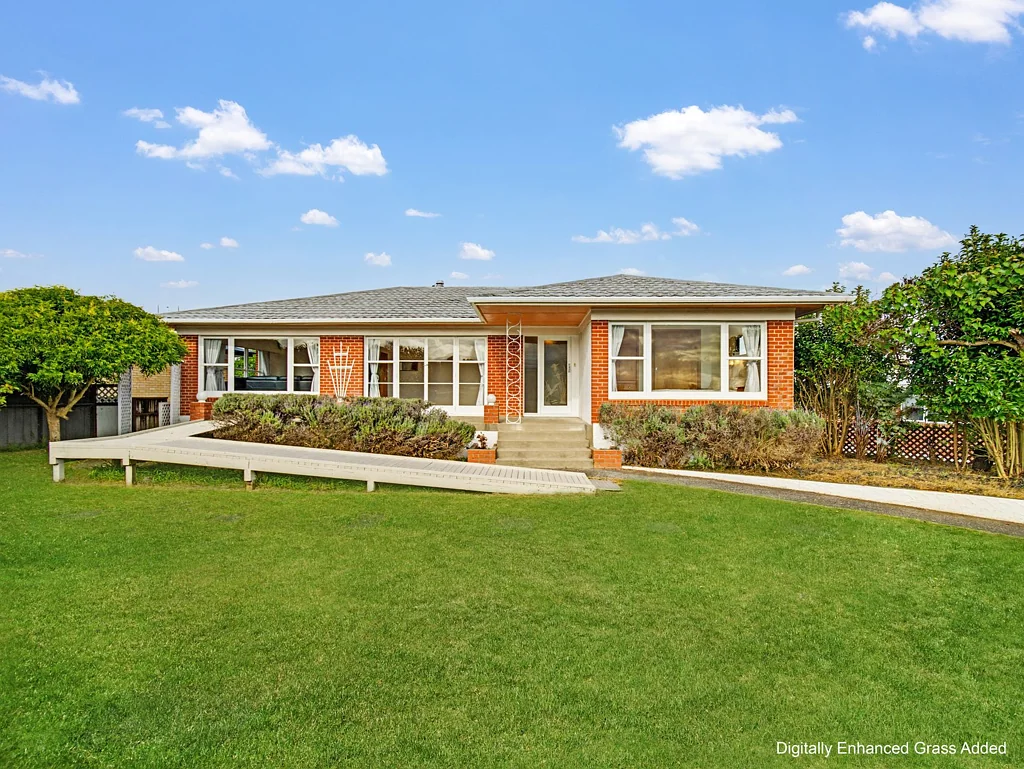 Waiuku 3Moenga Big Home Large Basement Huge Potential
