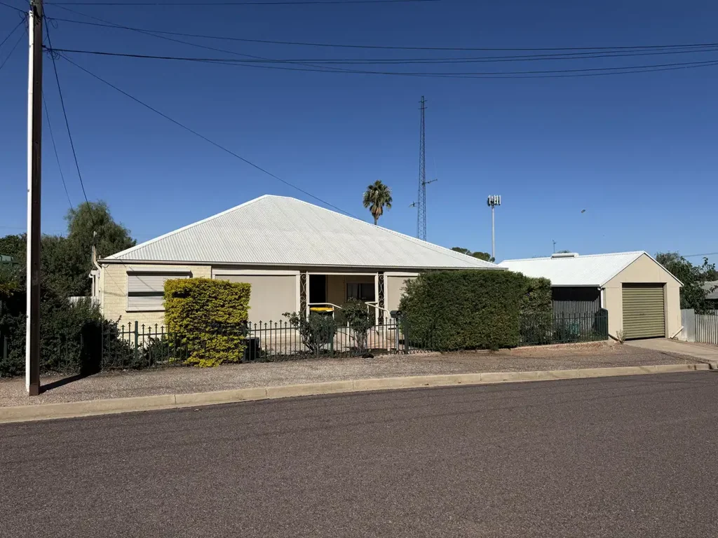 Port Augusta 3ห้องนอน BEST OFFERS BY THURSDAY 30TH APRIL 5PM