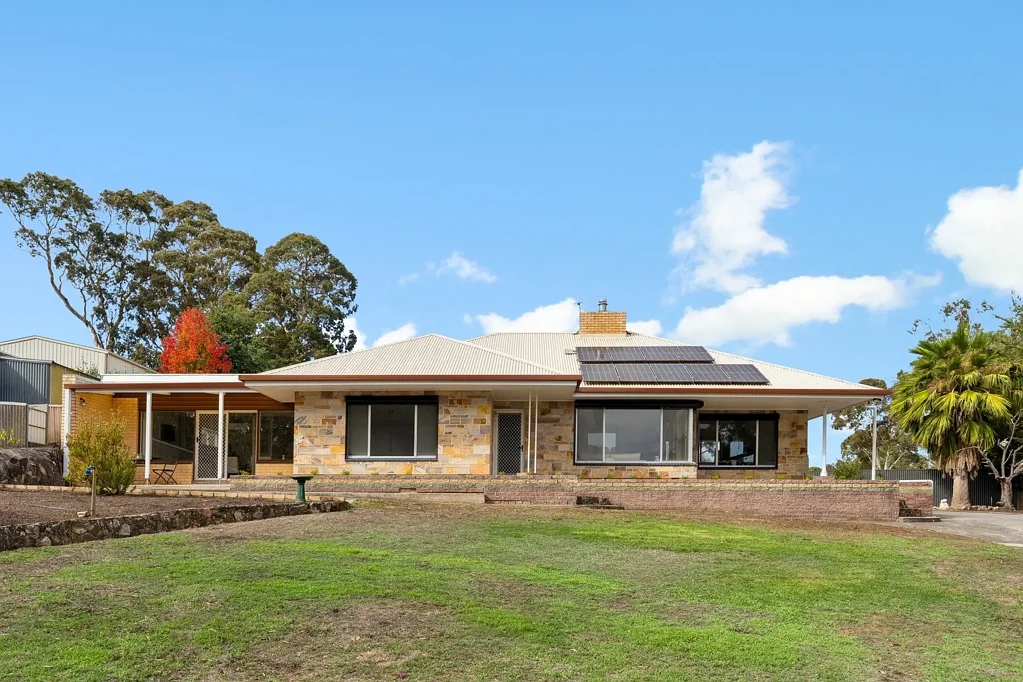 112 Onkaparinga Valley Road, Woodside, SA 5244