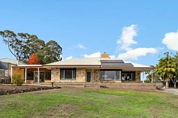 112 Onkaparinga Valley Road, Woodside