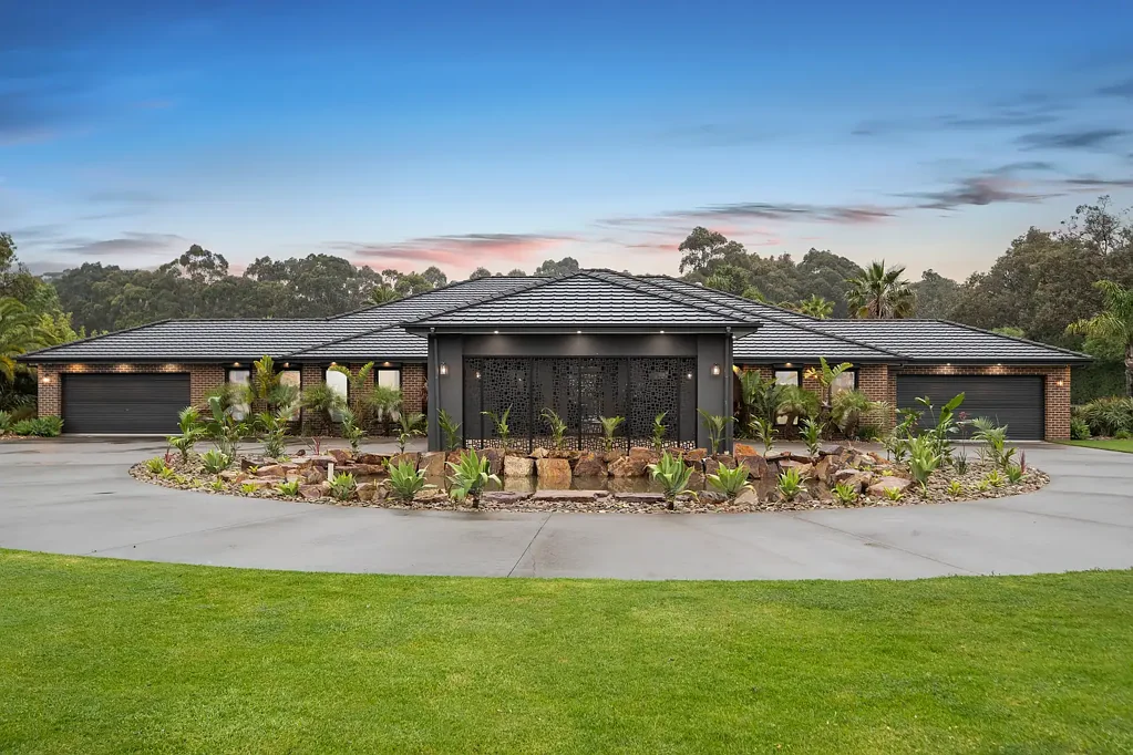 1500 Wellington Road, Lysterfield, VIC 3156