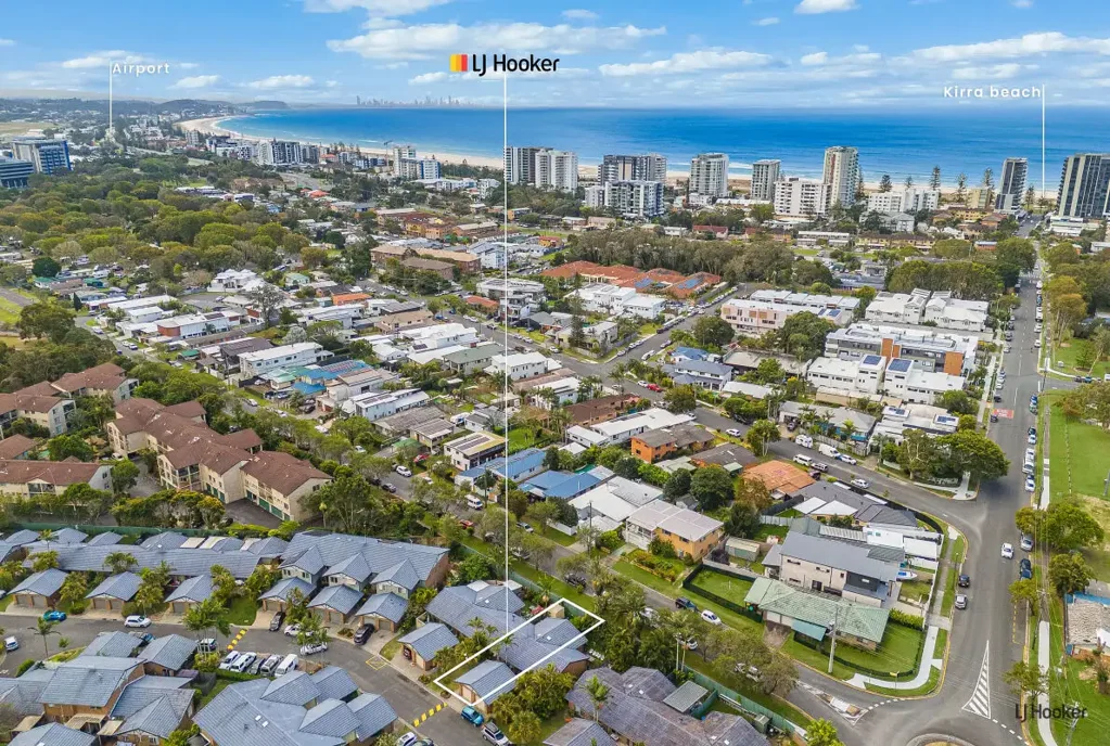 Tweed Heads 2Zimmer Coastal Location. Generous Courtyard. Easy Living.