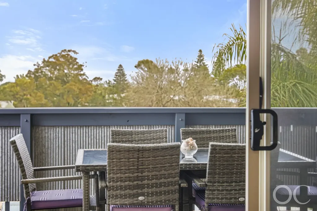 Moana 3Habitaciones Open the Door to Two Generations, One Exceptional Home