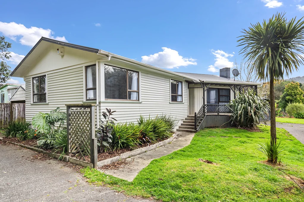 Morningside 3 Bedroom Vendor says SELL!