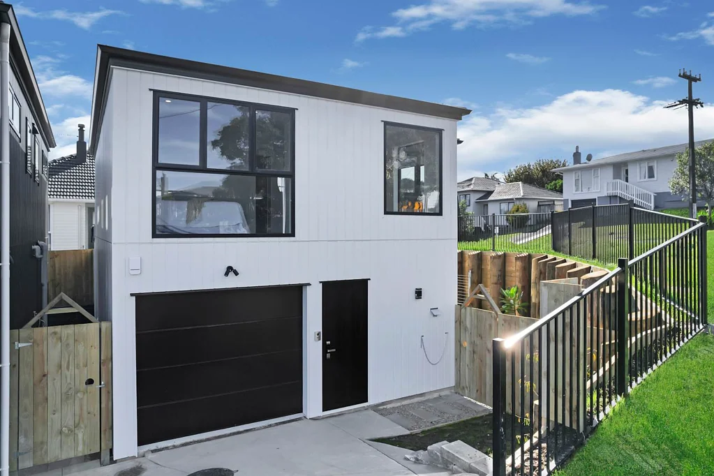 11A Trinidad Road, Sunnynook, North Shore City, Auckland