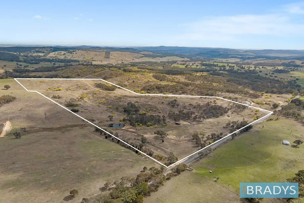 Nanima  Where nature and potential meet! A  rare slice of 50 acres of serenity