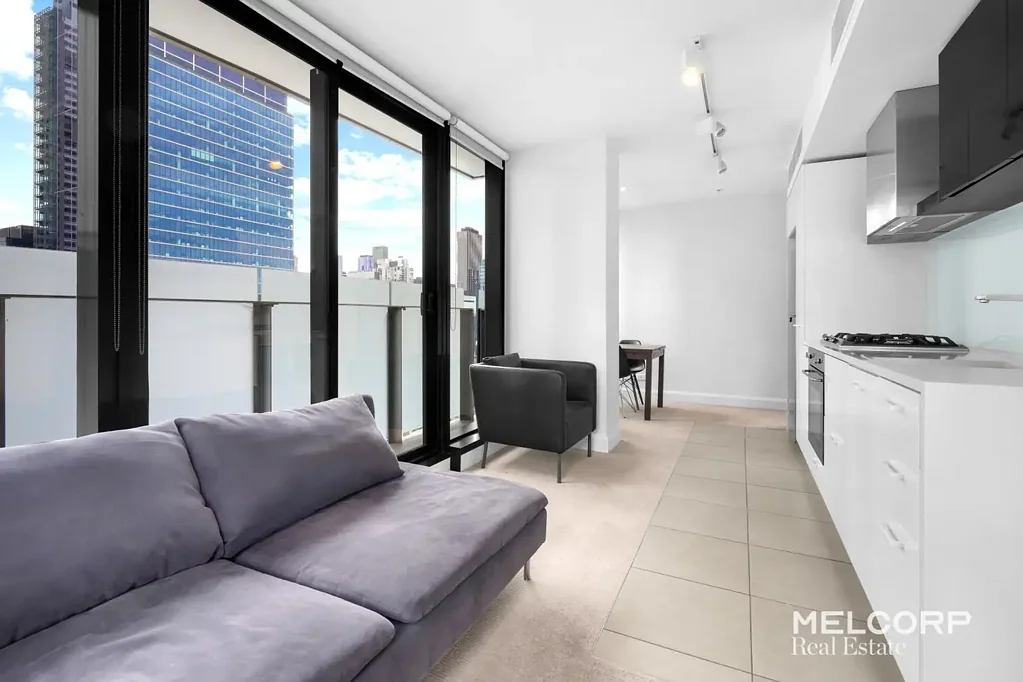 MODERN 2-BEDROOM APARTMENT WITH SPECTACULAR CITY VIEWS – SHERATON TOWER, LEVEL 17
