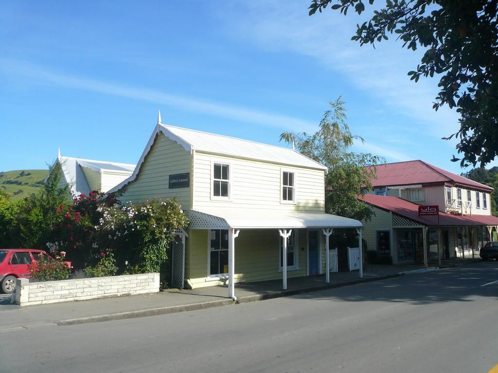 Commercial Banks Peninsula