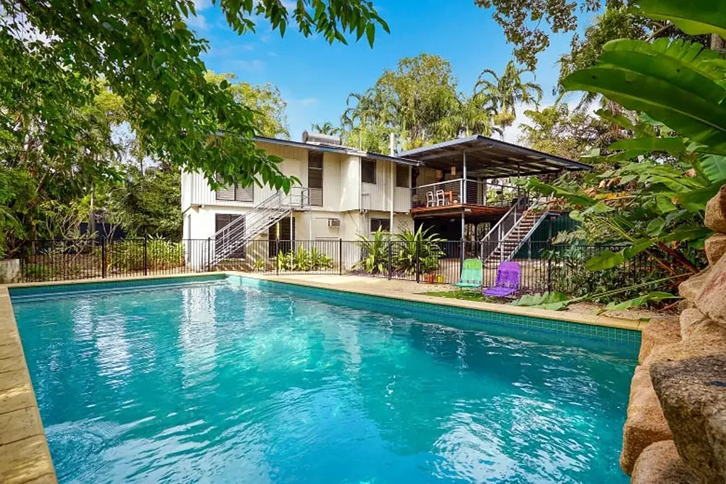 🏡 FOR LEASE – Spacious Elevated Home with Pool in Rapid Creek!