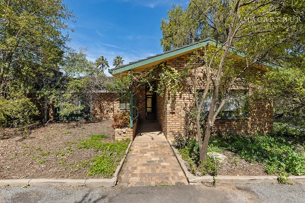 10 Brunskill Road, Lake Albert, NSW 2650