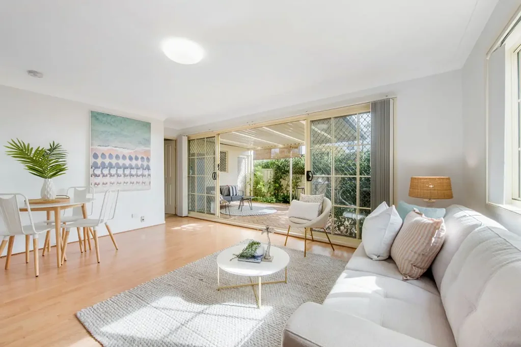 Coastal Living in the Heart of Blue Bay
