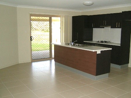 63 CONSTELLATION DR, LOGANHOLME QLD 4129, 0 Kuwarto, 0 Banyo, House