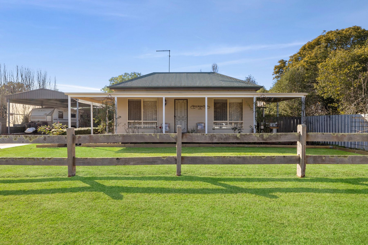 41 BARWON TCE, WINCHELSEA VIC 3241, 0 habitaciones, 0 baños, House