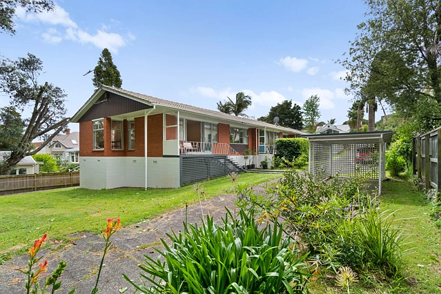 1/21 Woodside Road, Mt Eden, Auckland City