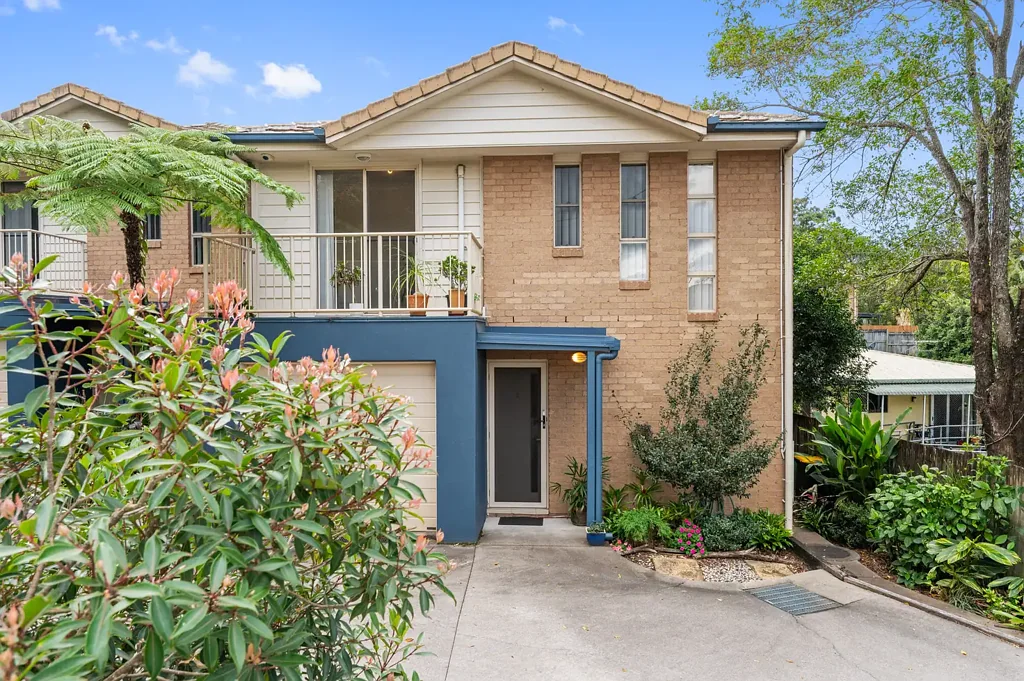Nambour 2 Bedroom Spacious Townhouse Living