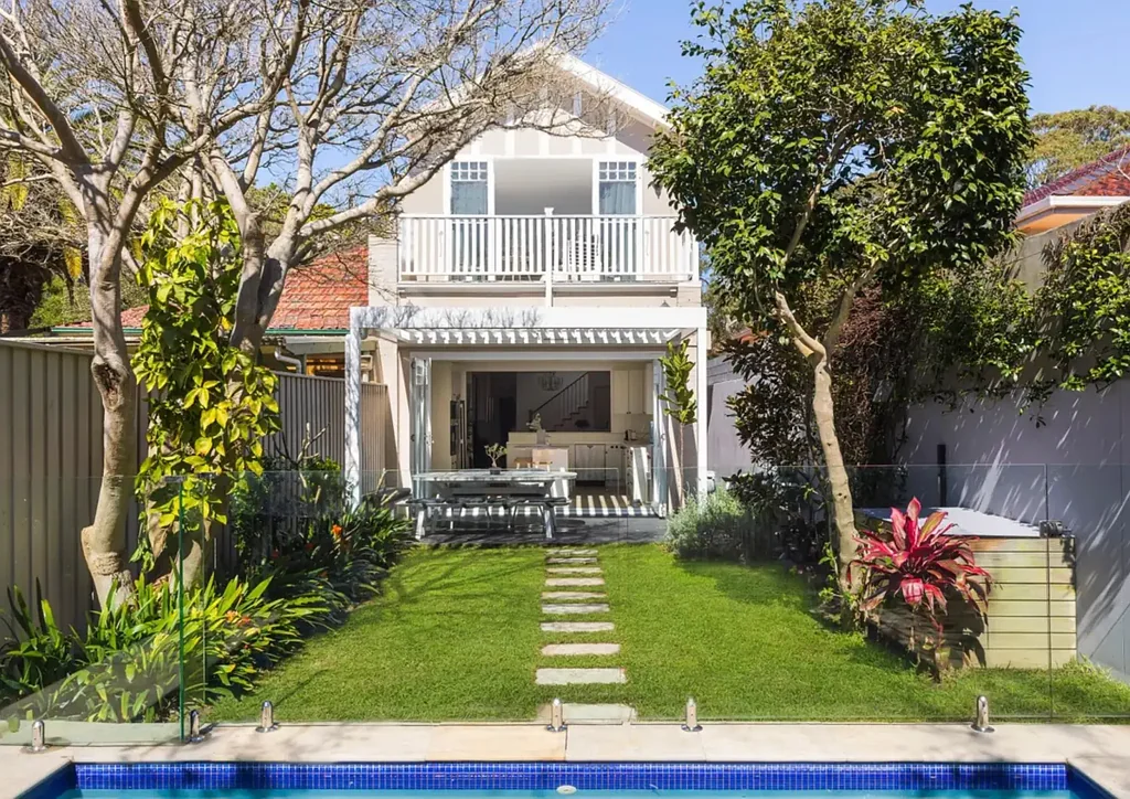 Vaucluse 4બેડરૂમ Old World Charm Meets Modern Comfort In Stunning Sun-Washed Family Home