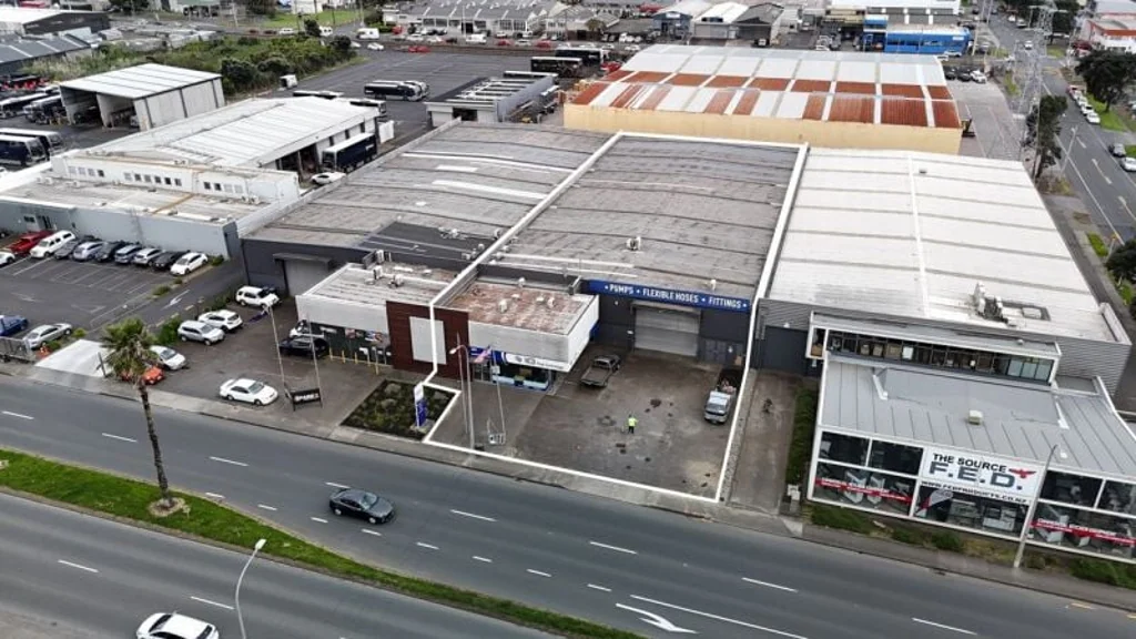 Onehunga Road Front Warehouse - Onehunga