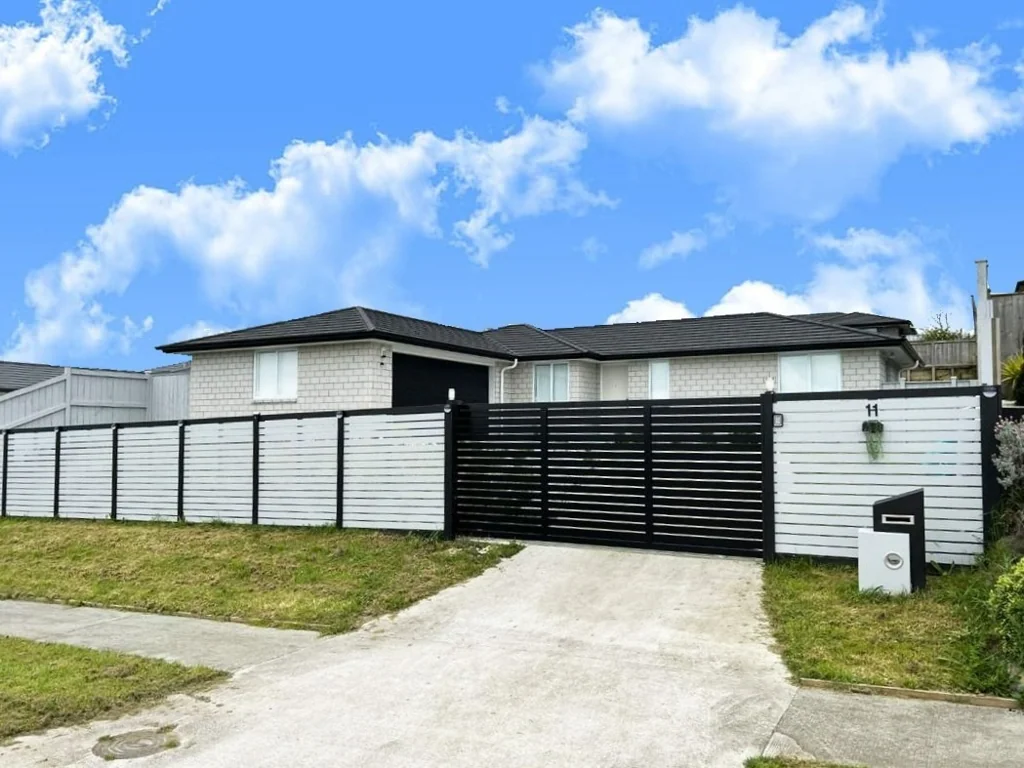Private pet friendly 4 bedroom home