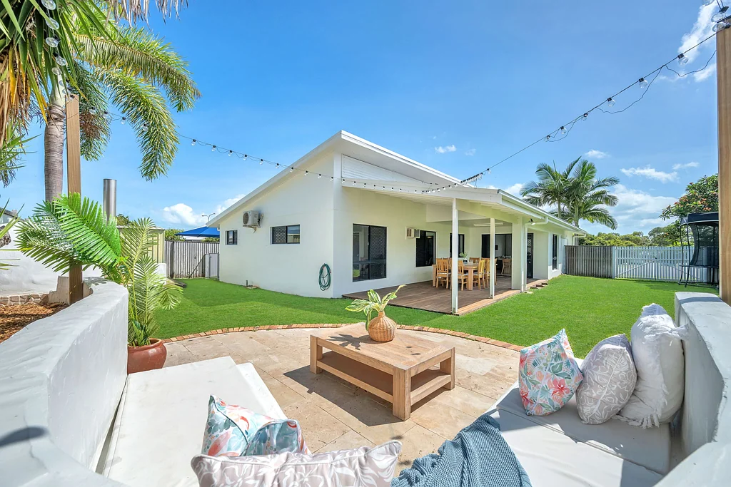 7 Henning Court, Bushland Beach, QLD 4818