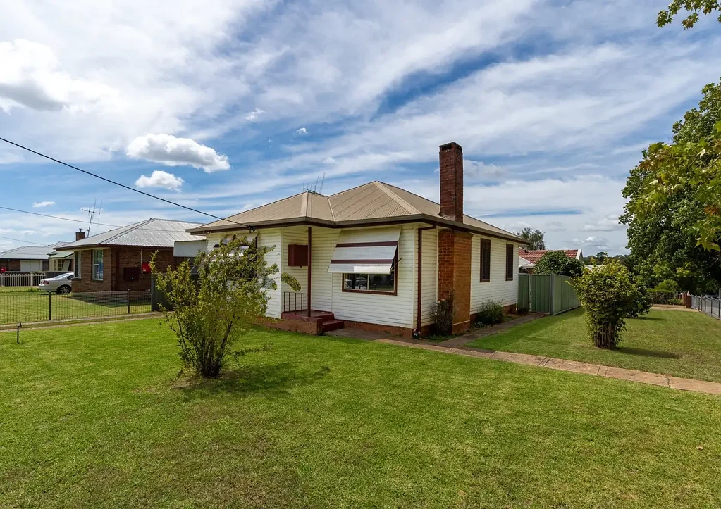 10 Glenroi Avenue, Orange, NSW 2800