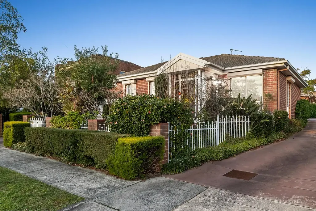 1/17 Devon Drive, Doncaster East, VIC 3109