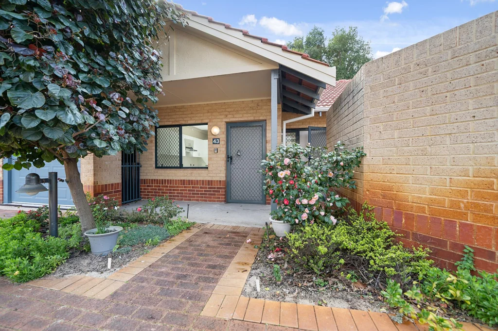 43/108 Fern Road, Wilson, WA 6107
