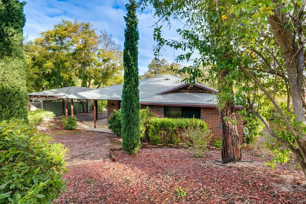 Dawesville 4房  Space, Style and Serenity for the Whole Family