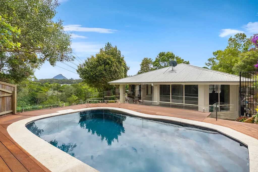 43 Kensington Drive, Cooroy, QLD 4563