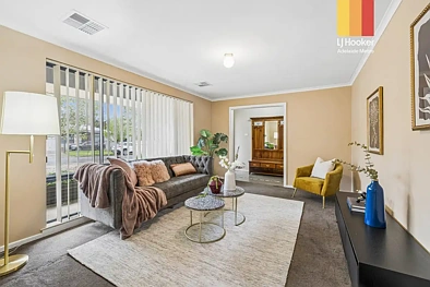 Silid Pahingahan - 11 Archer Road, Morphett Vale, SA 5162