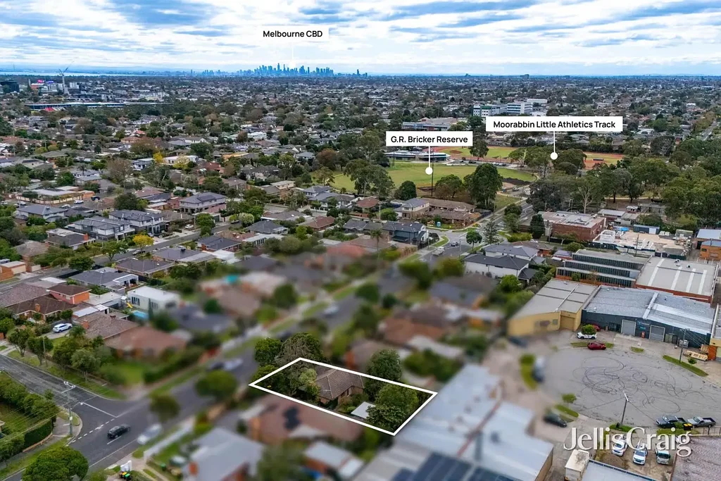 Moorabbin 3 Bedroom A land proposition primed with possibility