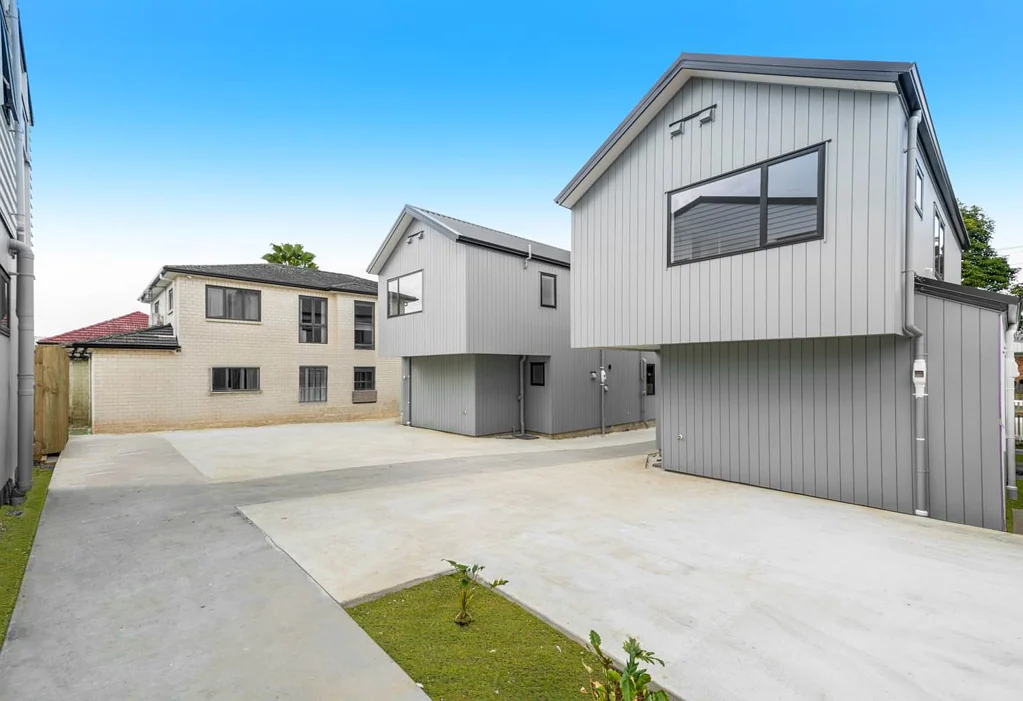 Mangere East 2Zimmer Brand new with a 10-Year Master Builder Warranty