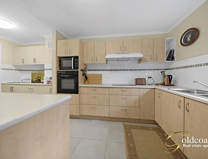 2/214-216 Bloomfield Street, Cleveland, Redland City Region, 2 phòng ngủ, 1 phòng tắm, Townhouse