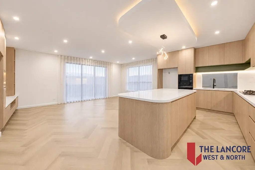 Mickleham 4कमरा Brand New Brick Home | Close to Hume Anglican Grammar !!