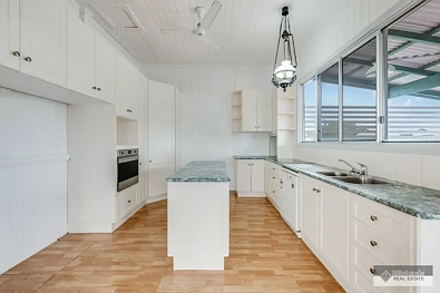 59 Gavin Street, Bundaberg North, QLD 4670, 4 Bedrooms, 2 Bathrooms, House