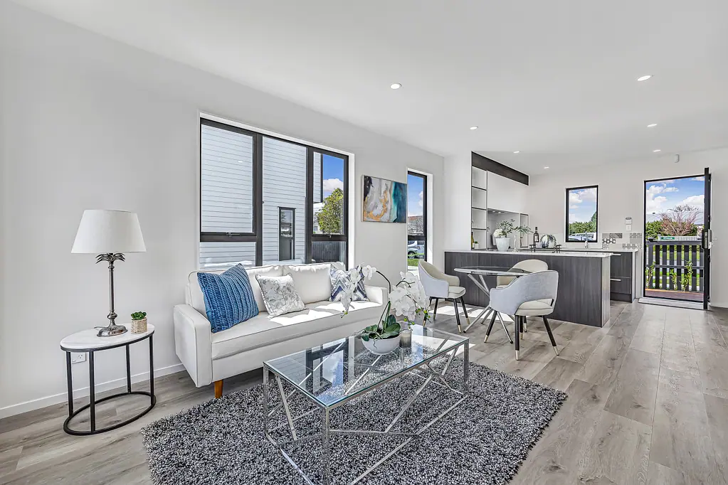 Te Atatu Peninsula 2બેડરૂમ Corner Gem - The Lucky Last!
