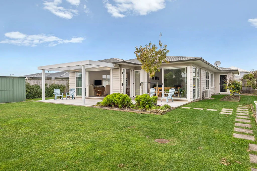 16 Kukuwai Avenue, Red Beach, Rodney, Auckland