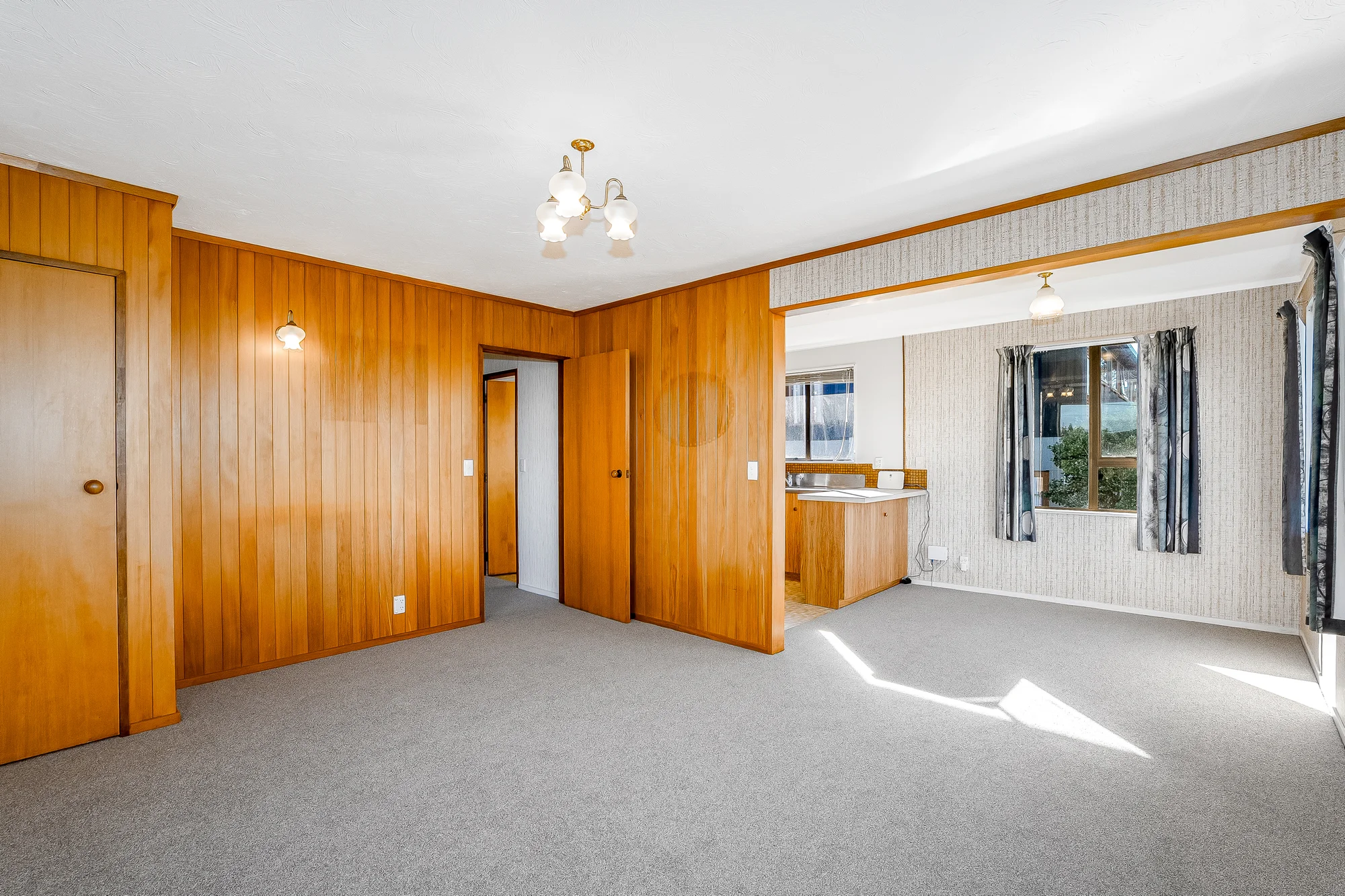 Titahi Bay 2Kwarto Deceased Estate - Must be sold.