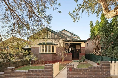 Ashbury 5Zimmer Elegant Traditional Charm With Modern Family Appeal