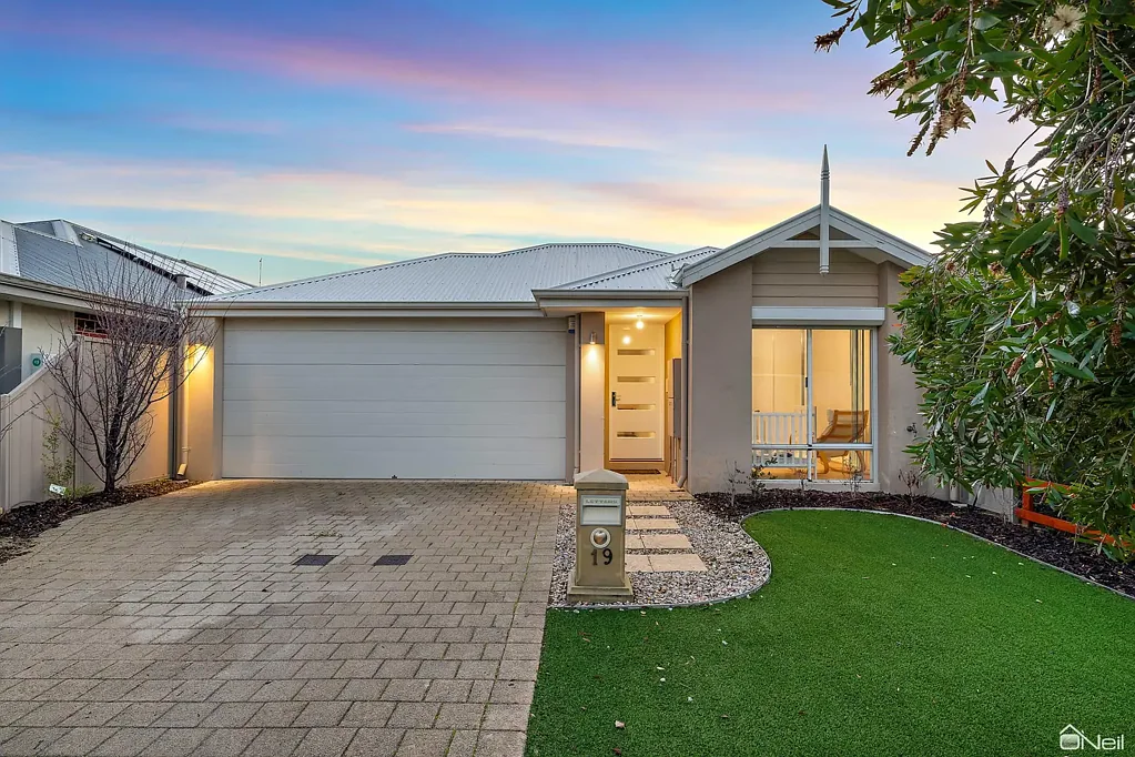 19 Marara Street, Hilbert, WA 6112