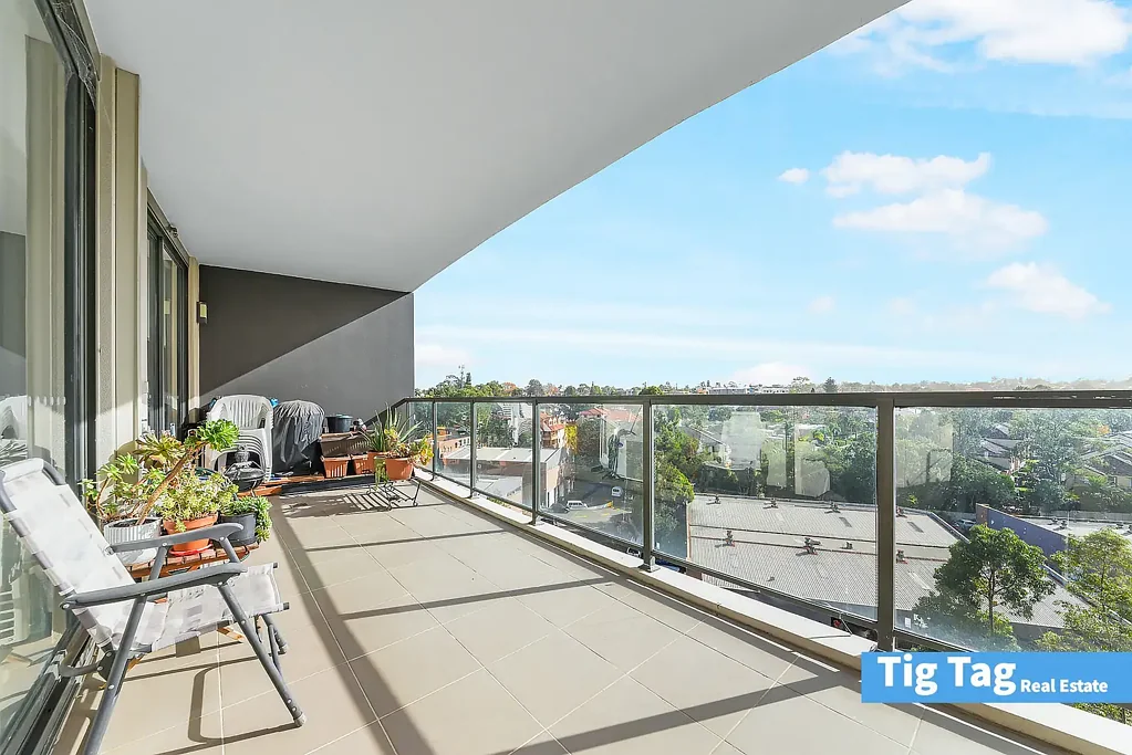 North Rocks 2ਬੈੱਡਰੂਮ North Facing Ultra-stylish two-bedroom apartment
