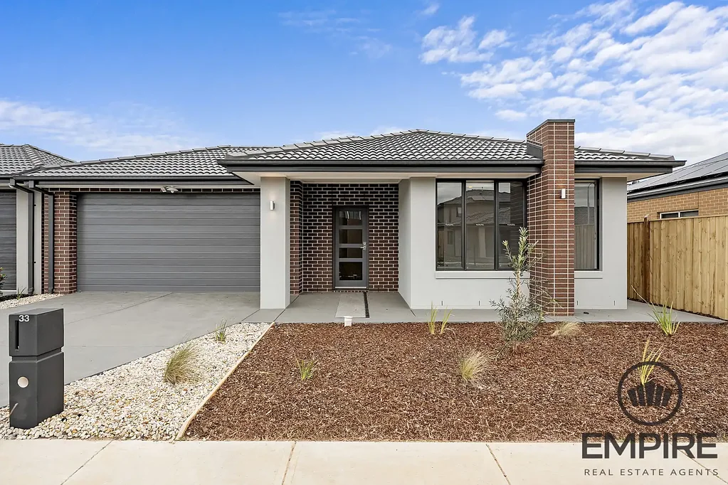 Clyde 5 Bedroom Brand New! Ready To Move In! Under Construction! 2 Master Bedrooms