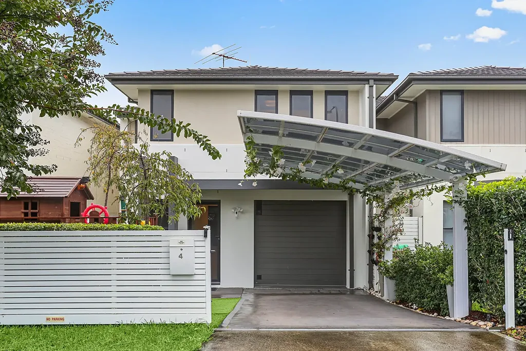 Solar-Powered Smart Home | Walk to Narwee Station